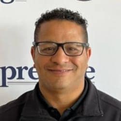 Staff member Mohamad Kenawi (Language(s): Arabic) from ID_b2b587bab1fc