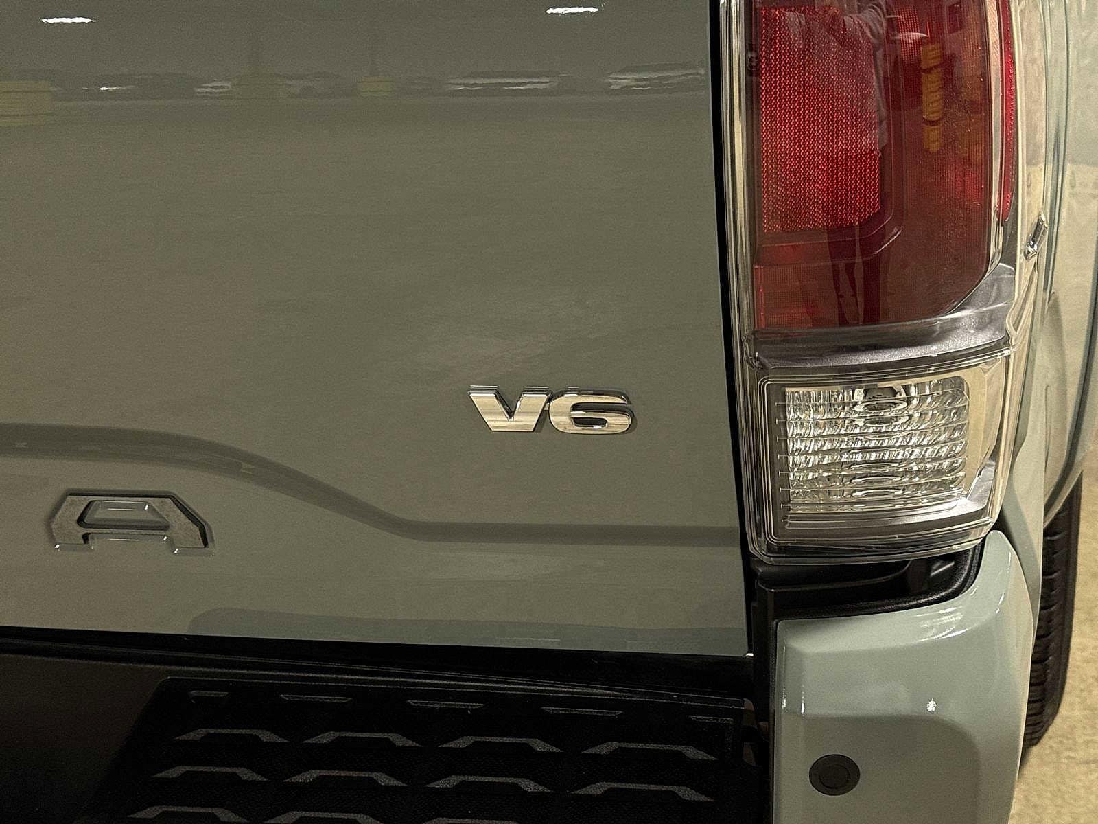 Thumbnail: 2022 Toyota Tacoma - 26