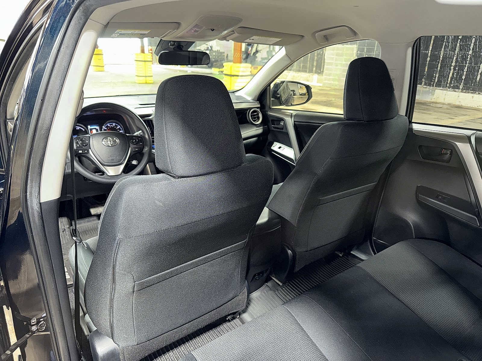 Thumbnail: 2018 Toyota RAV4 - 27