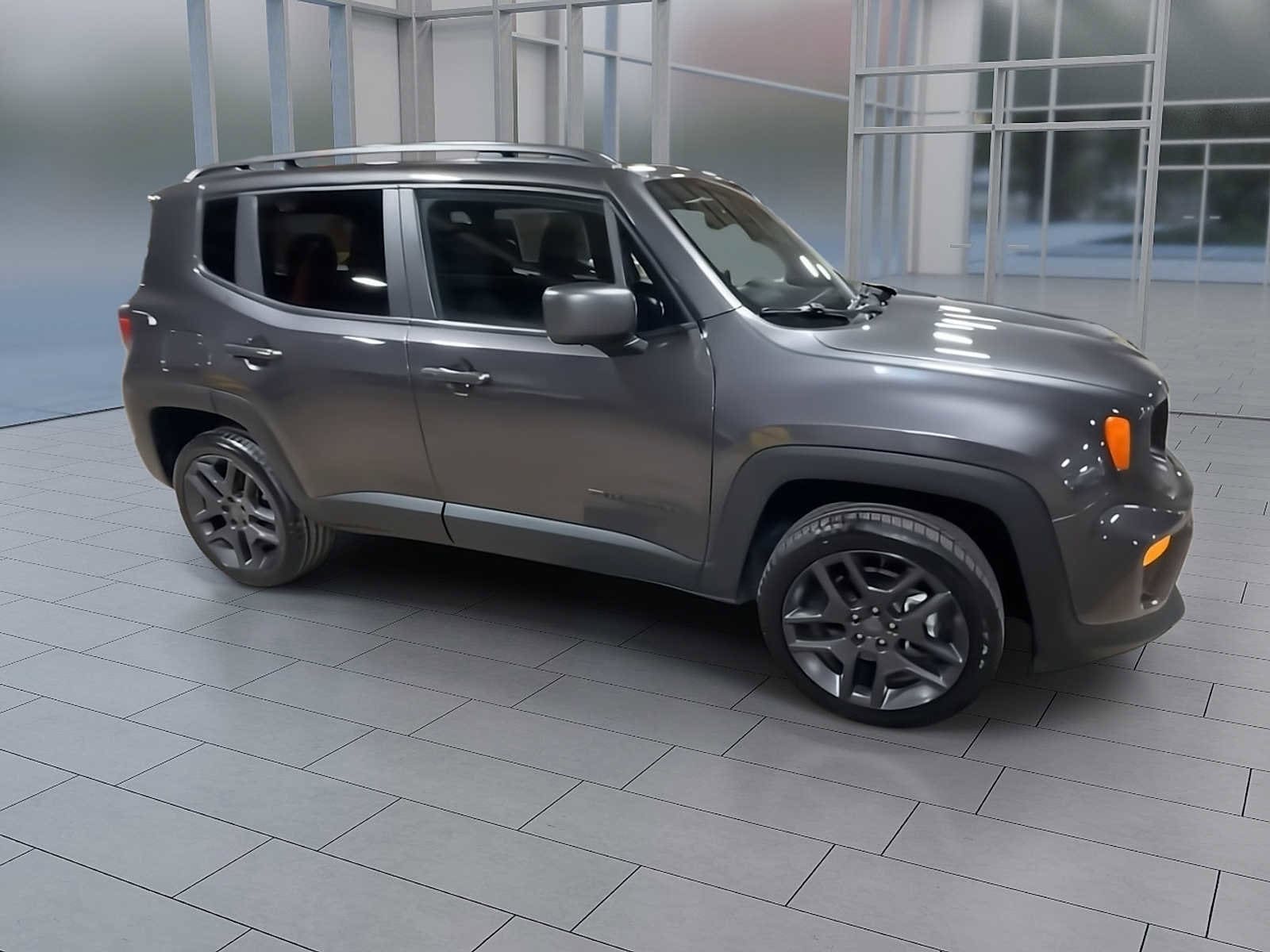 Thumbnail: 2021 Jeep Renegade - 3