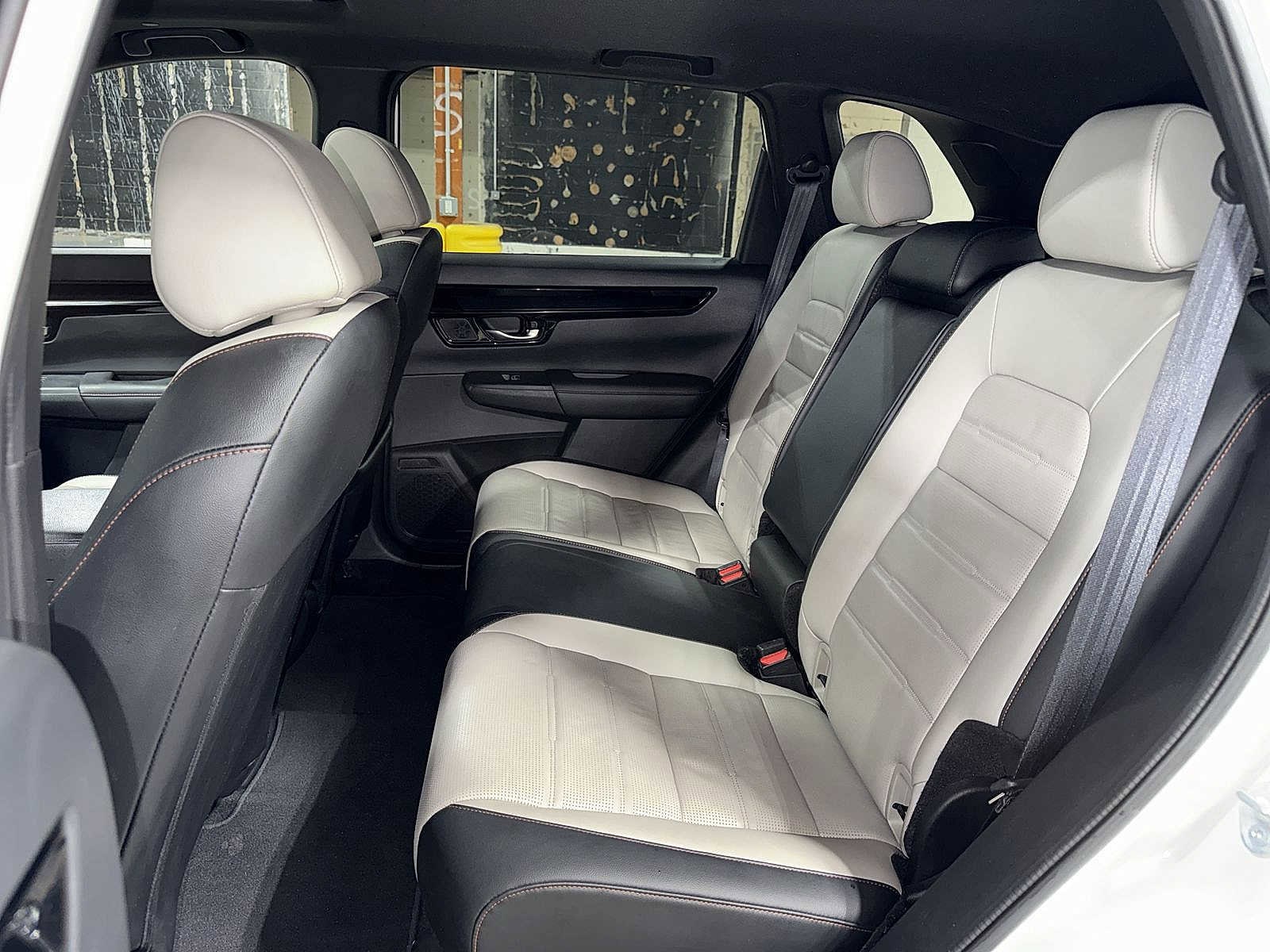 Thumbnail: 2023 Honda CR-V - 17