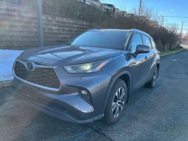 Thumbnail: 2022 Toyota Highlander - 1