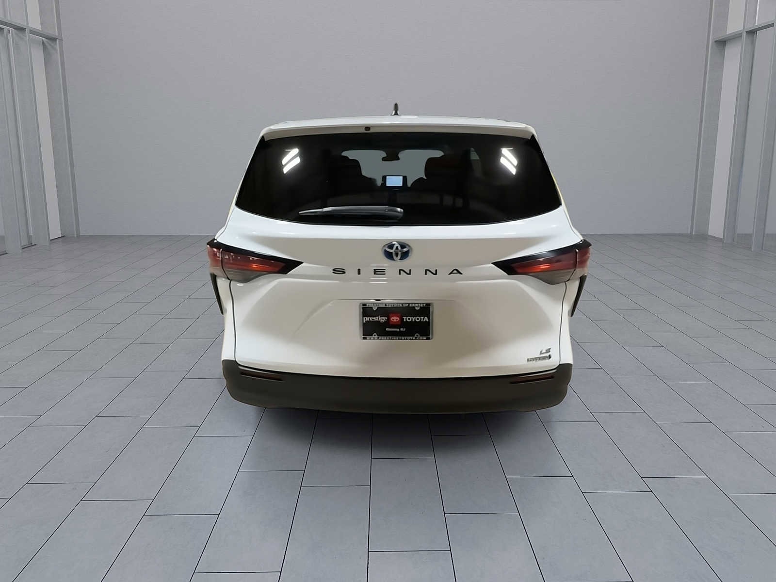 Thumbnail: 2022 Toyota Sienna - 7