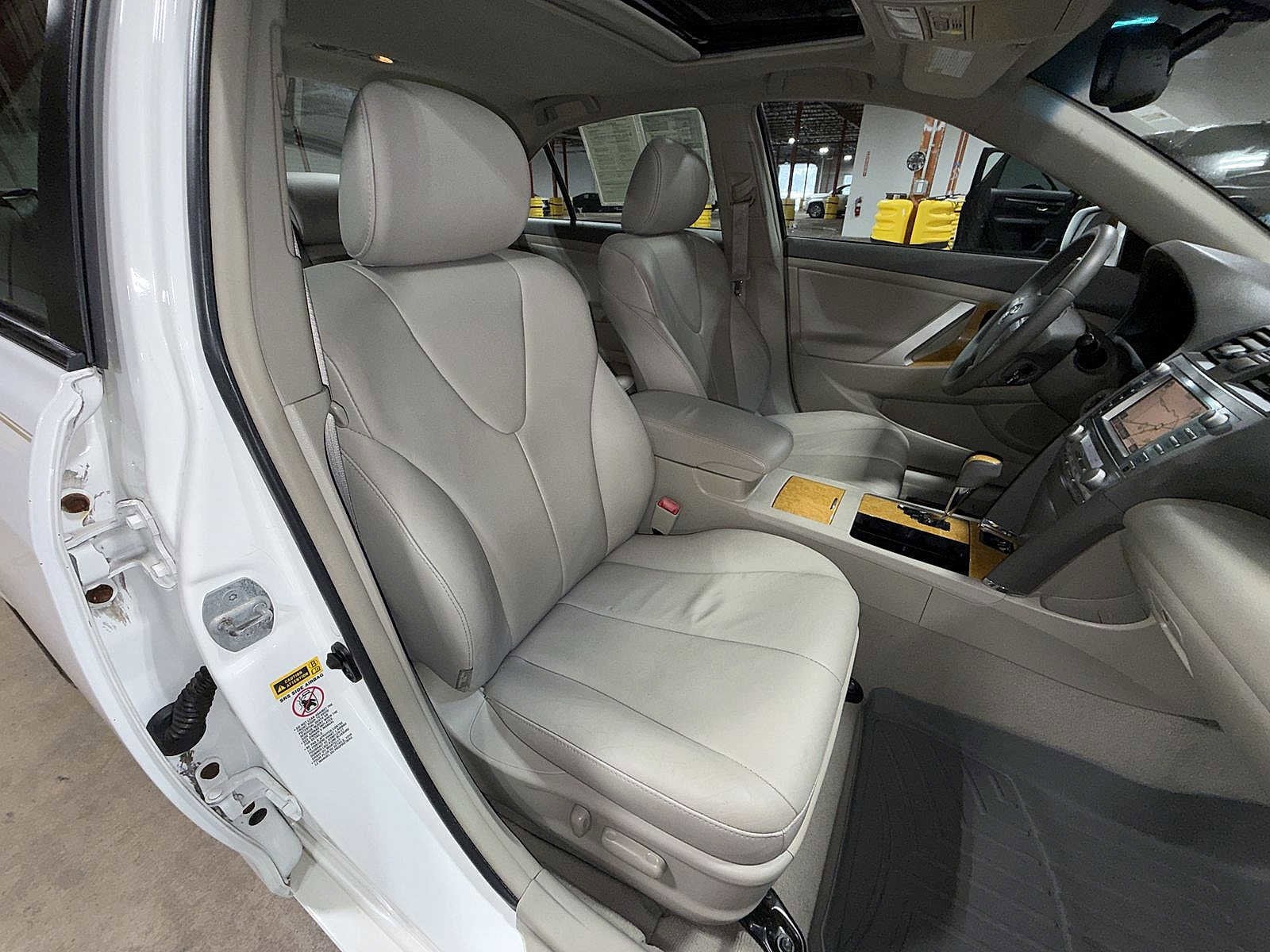 Thumbnail: 2007 Toyota Camry - 16