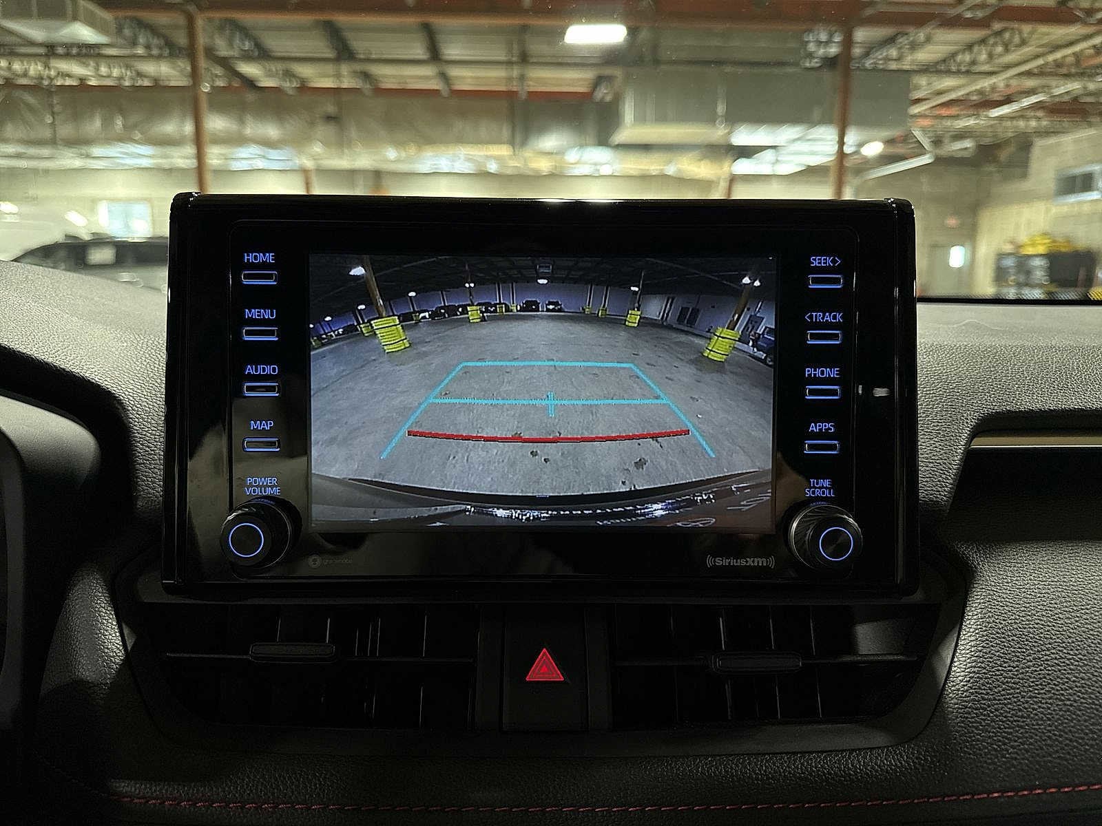 Thumbnail: 2021 Toyota RAV4 - 25