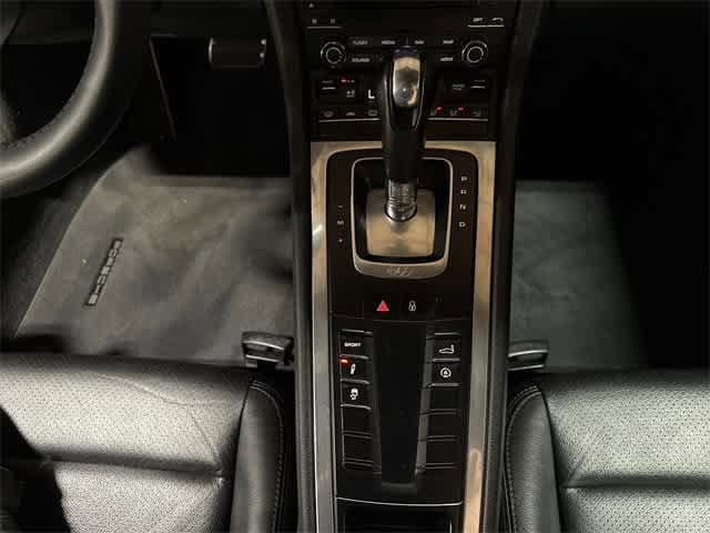 Thumbnail: 2019 Porsche 911 - 29