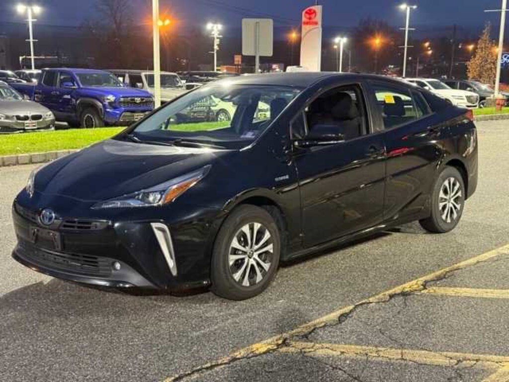 Used 2019 Toyota Prius LE AWD-e Hatchback