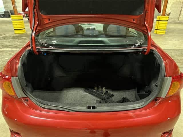 Thumbnail: 2010 Toyota Corolla - 11