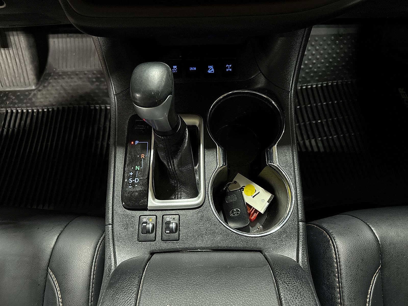 Thumbnail: 2019 Toyota Highlander - 33