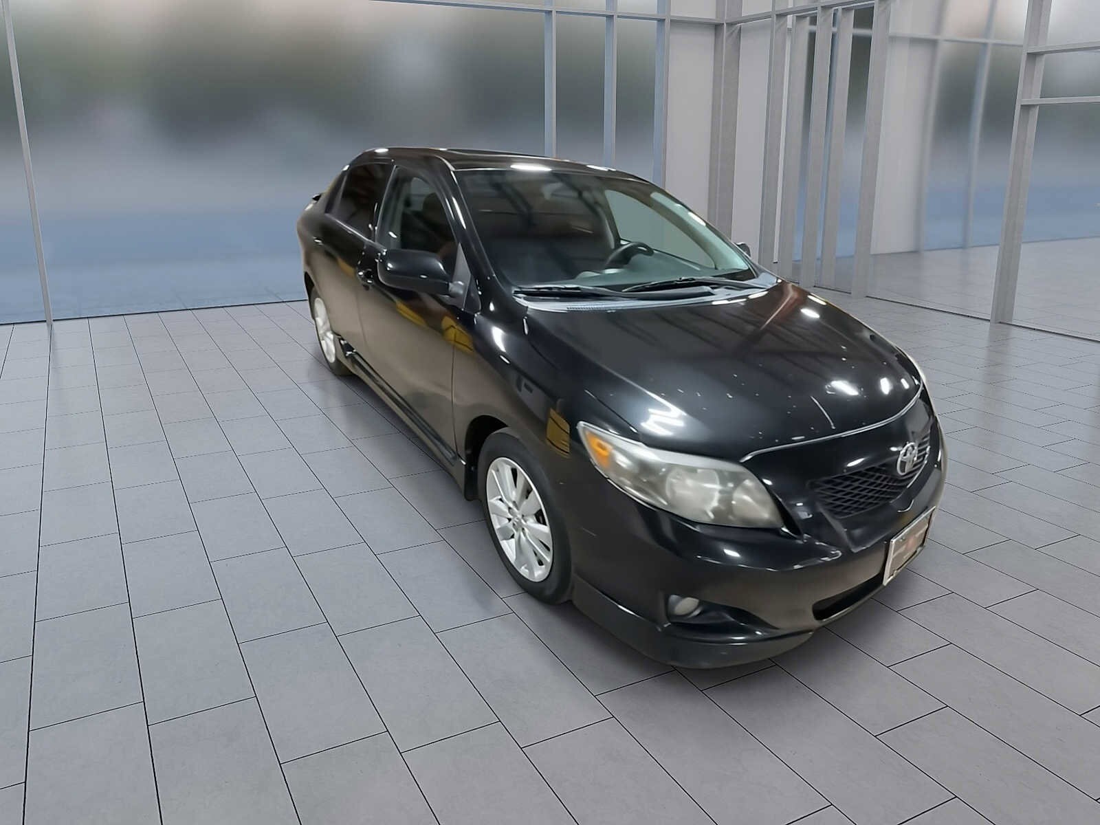 Thumbnail: 2010 Toyota Corolla - 2