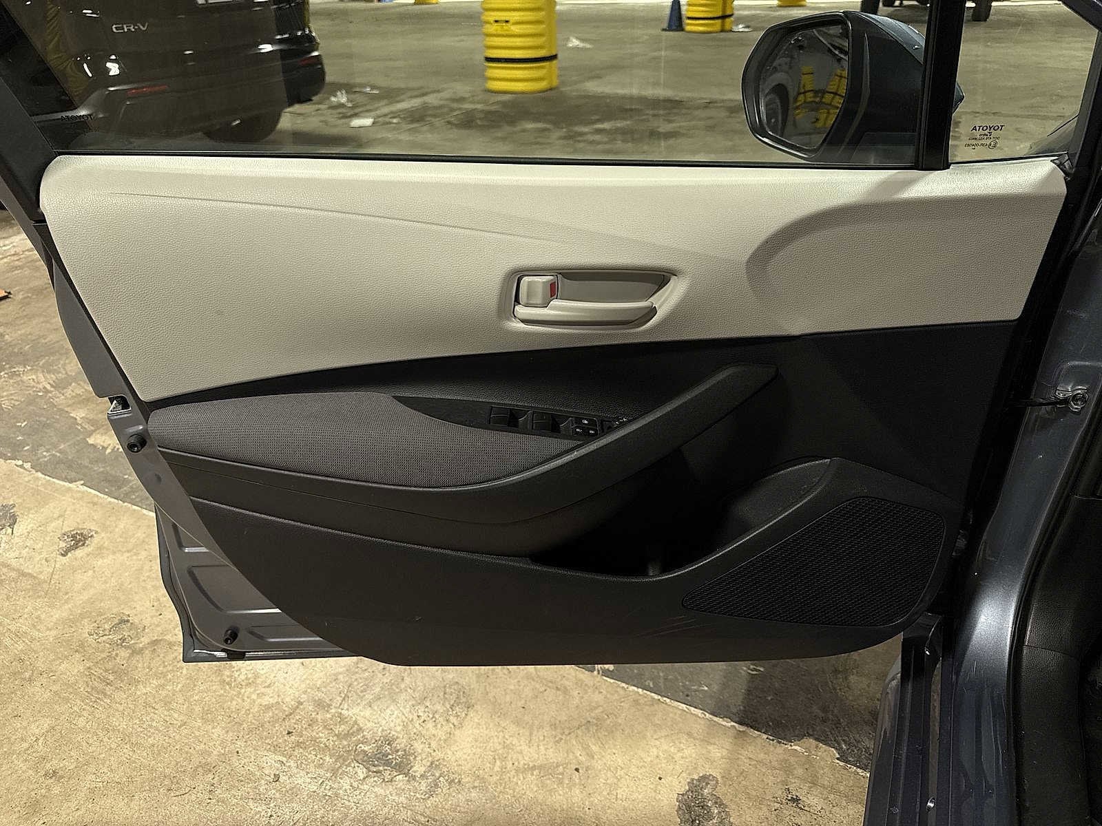 Thumbnail: 2025 Toyota Corolla - 28