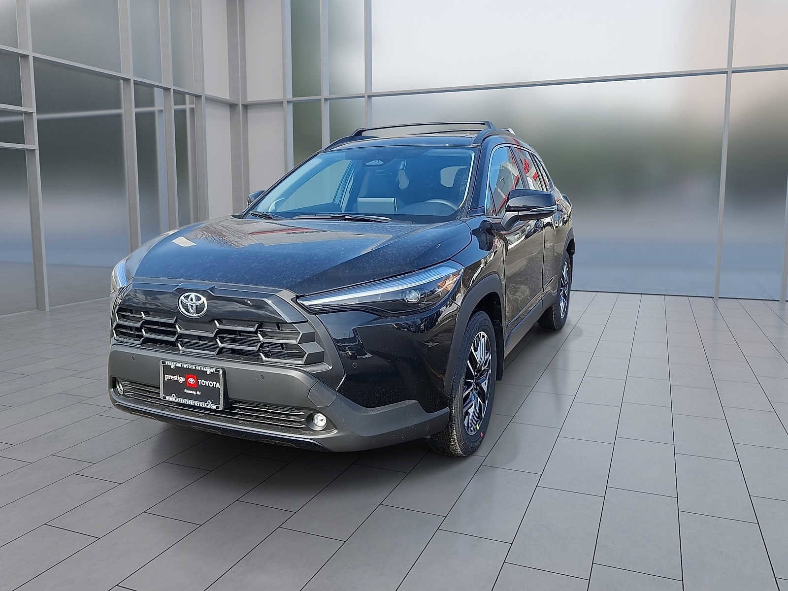 Thumbnail: 2026 Toyota Corolla Cross - 4