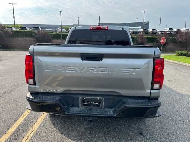 Thumbnail: 2023 Chevrolet Colorado - 5