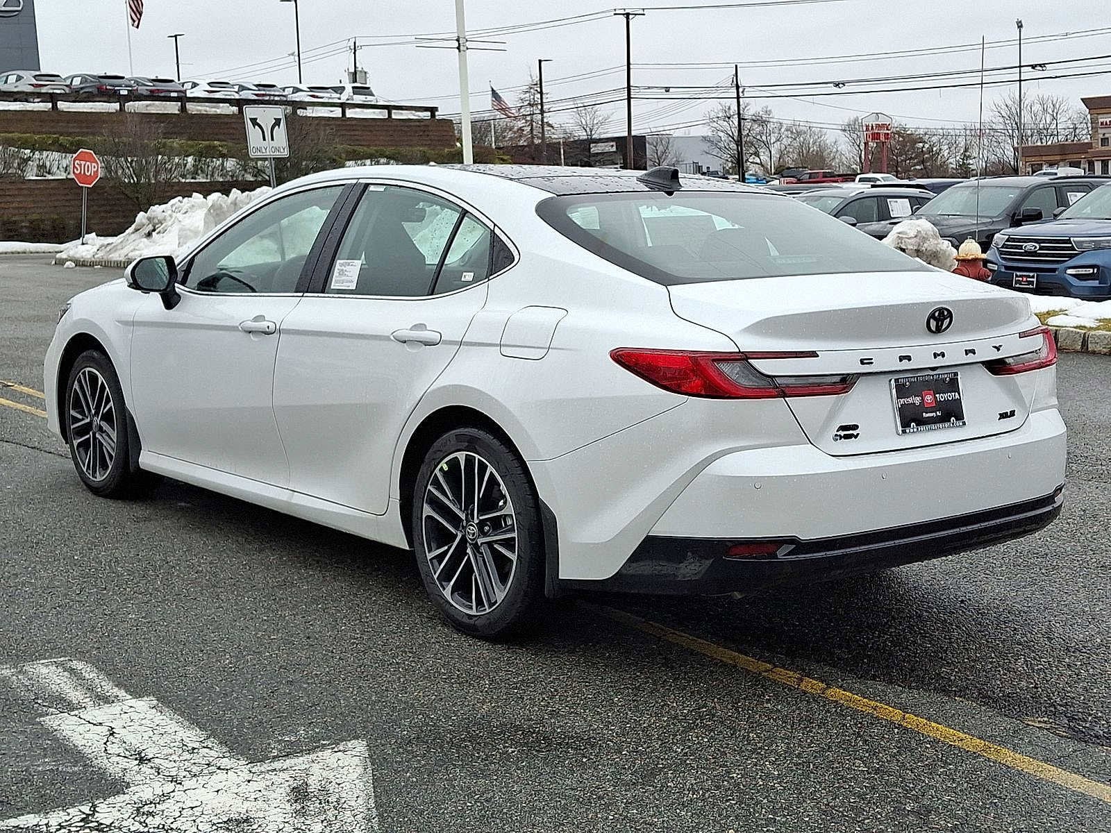 Thumbnail: 2026 Toyota Camry - 11