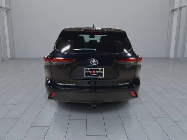 Thumbnail: 2025 Toyota Highlander - 7