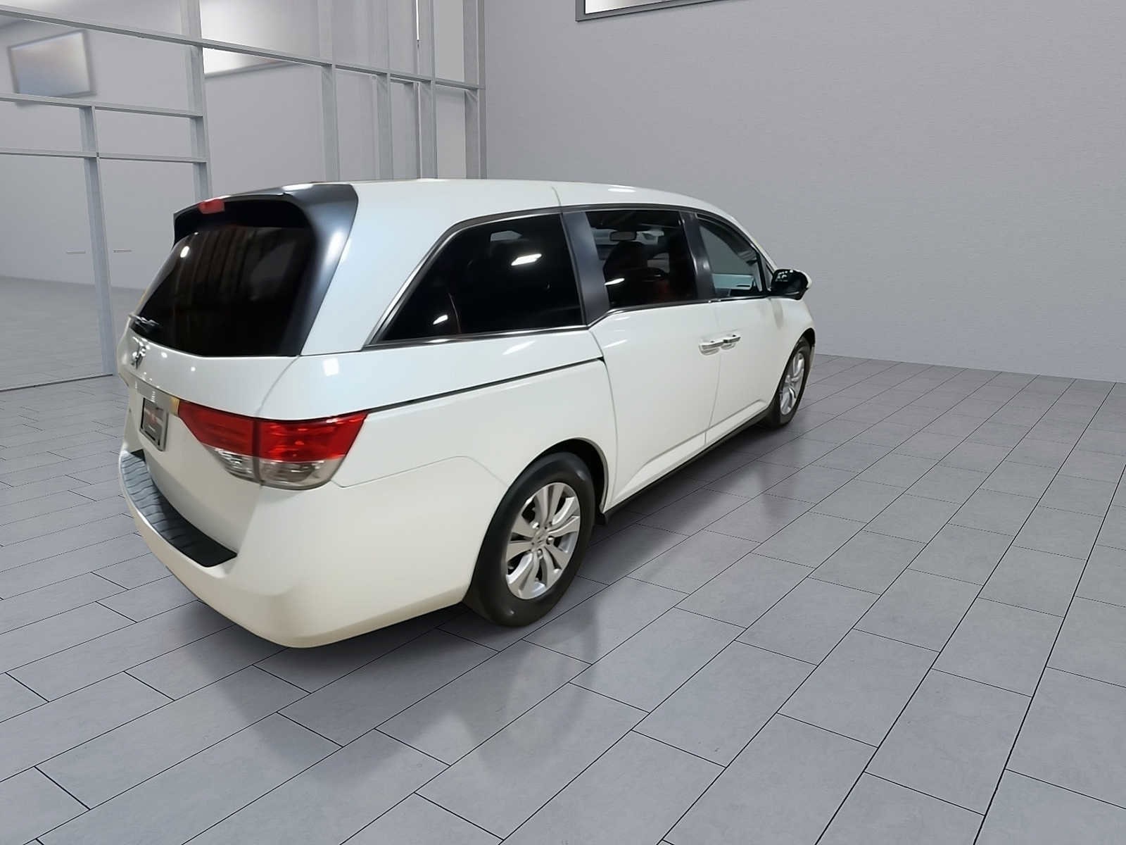Thumbnail: 2016 Honda Odyssey - 8