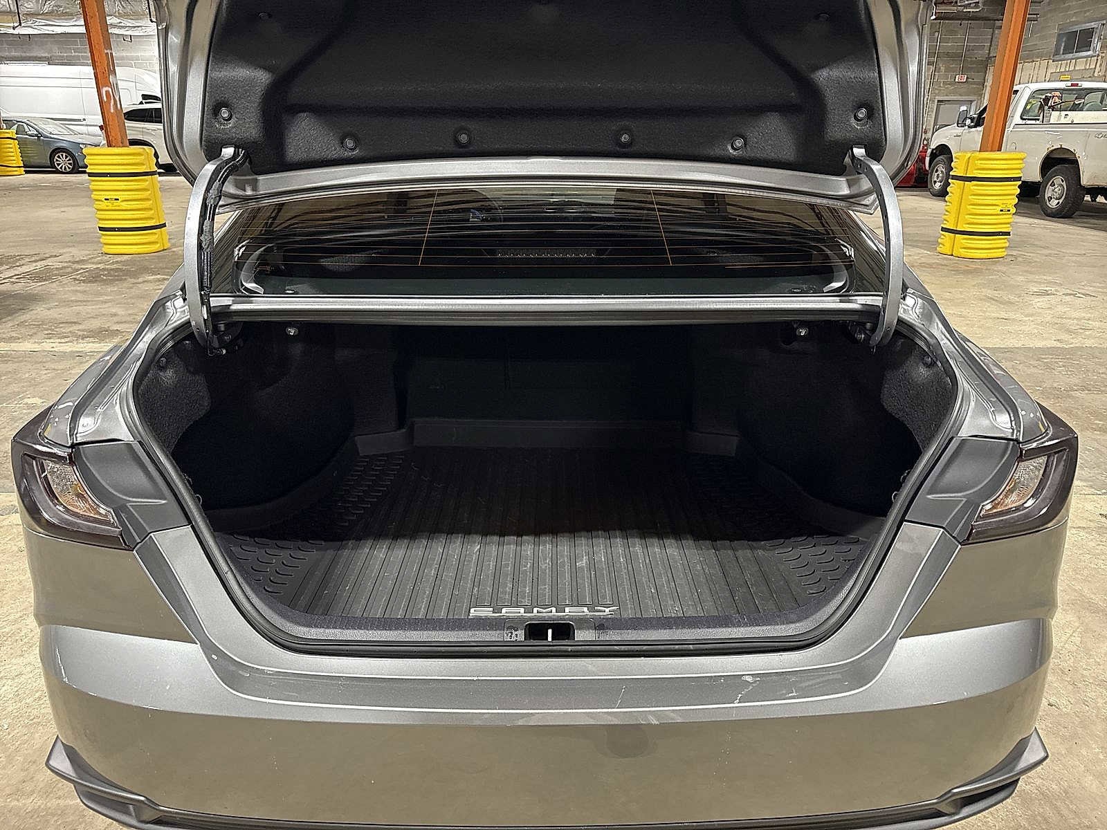 Thumbnail: 2025 Toyota Camry - 11