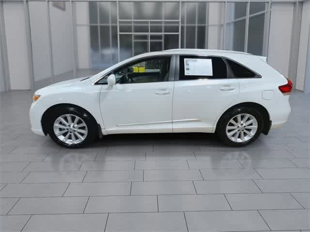 Thumbnail: 2010 Toyota Venza - 5