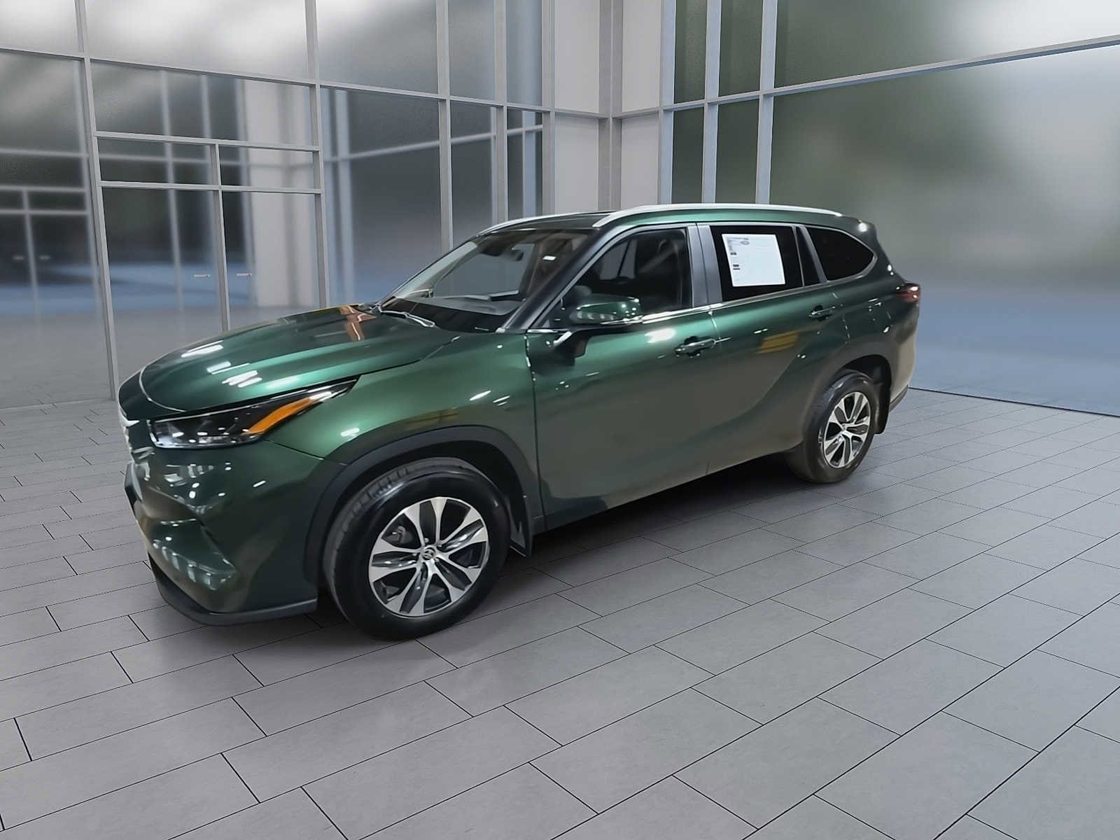 Thumbnail: 2025 Toyota Highlander - 4