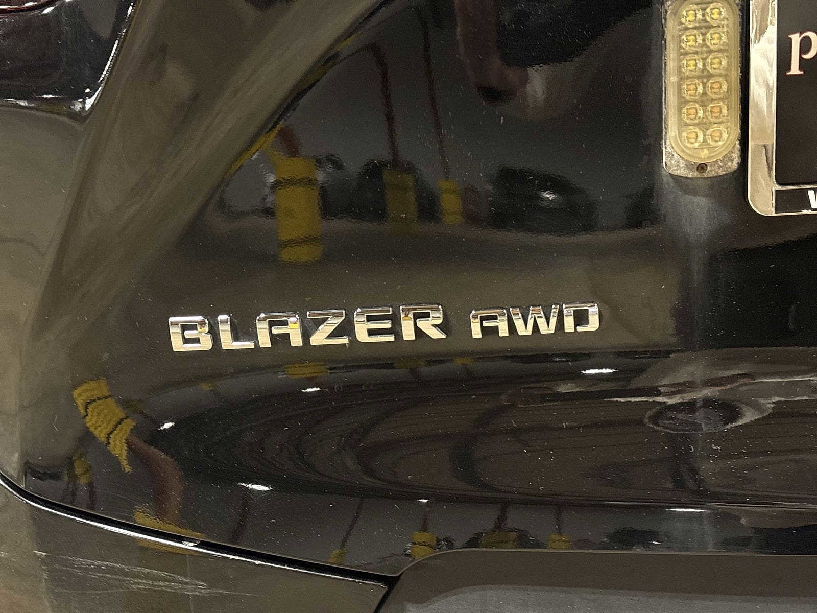 Thumbnail: 2019 Chevrolet Blazer - 26