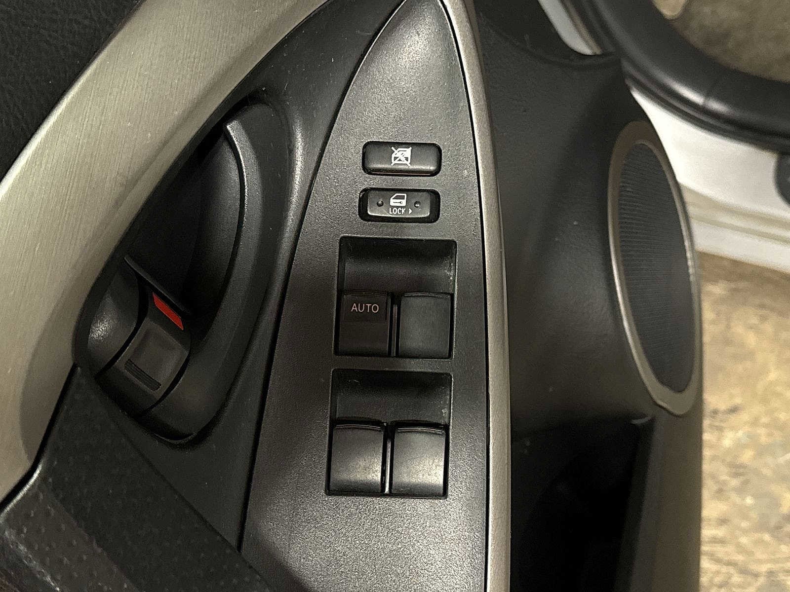 Thumbnail: 2007 Toyota RAV4 - 21