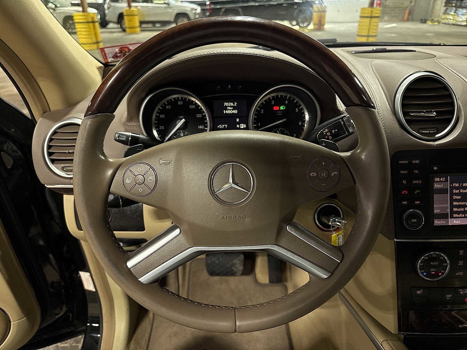 Thumbnail: 2011 Mercedes-Benz GL-Class - 19