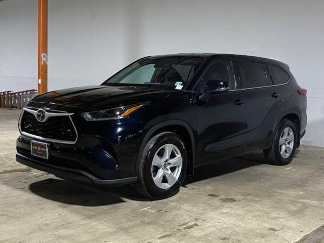 2021 Toyota Highlander L -
                Ramsey, NJ