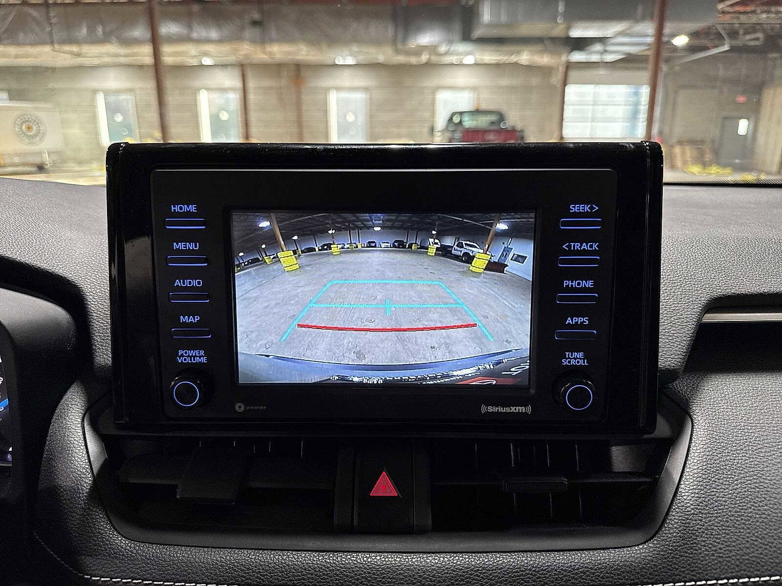 Thumbnail: 2021 Toyota RAV4 - 25