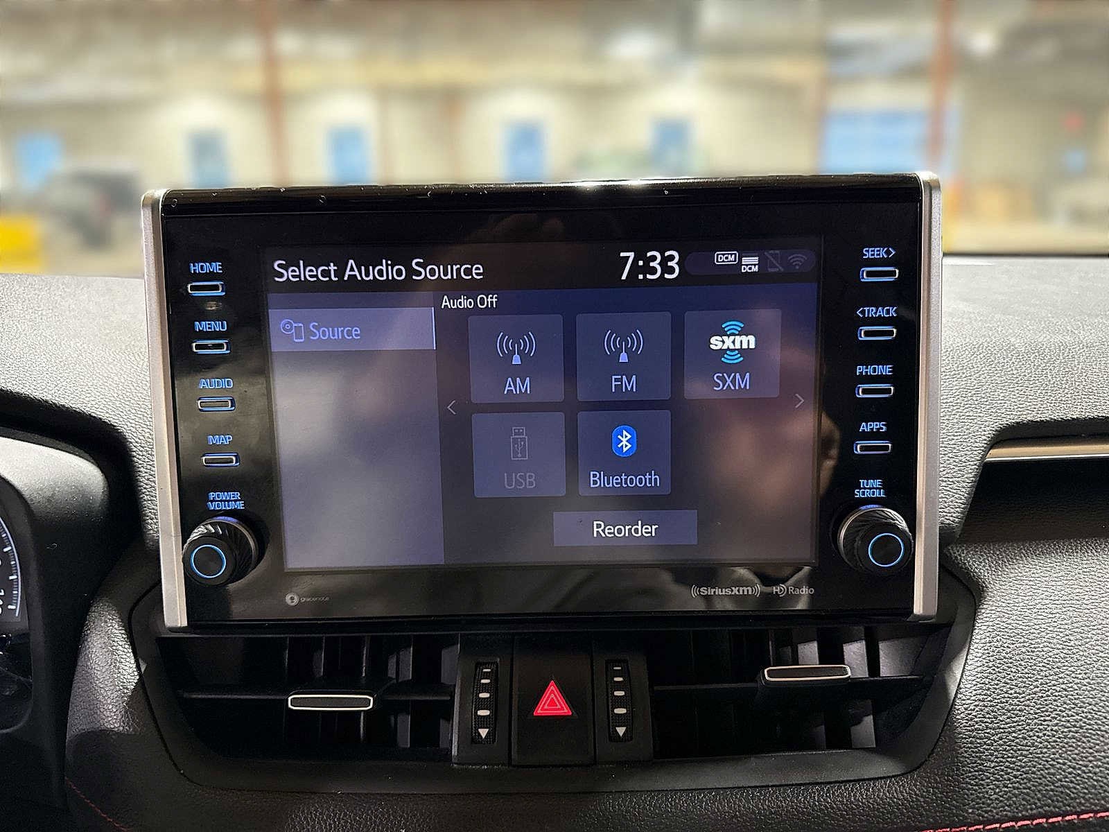 Thumbnail: 2022 Toyota RAV4 - 20