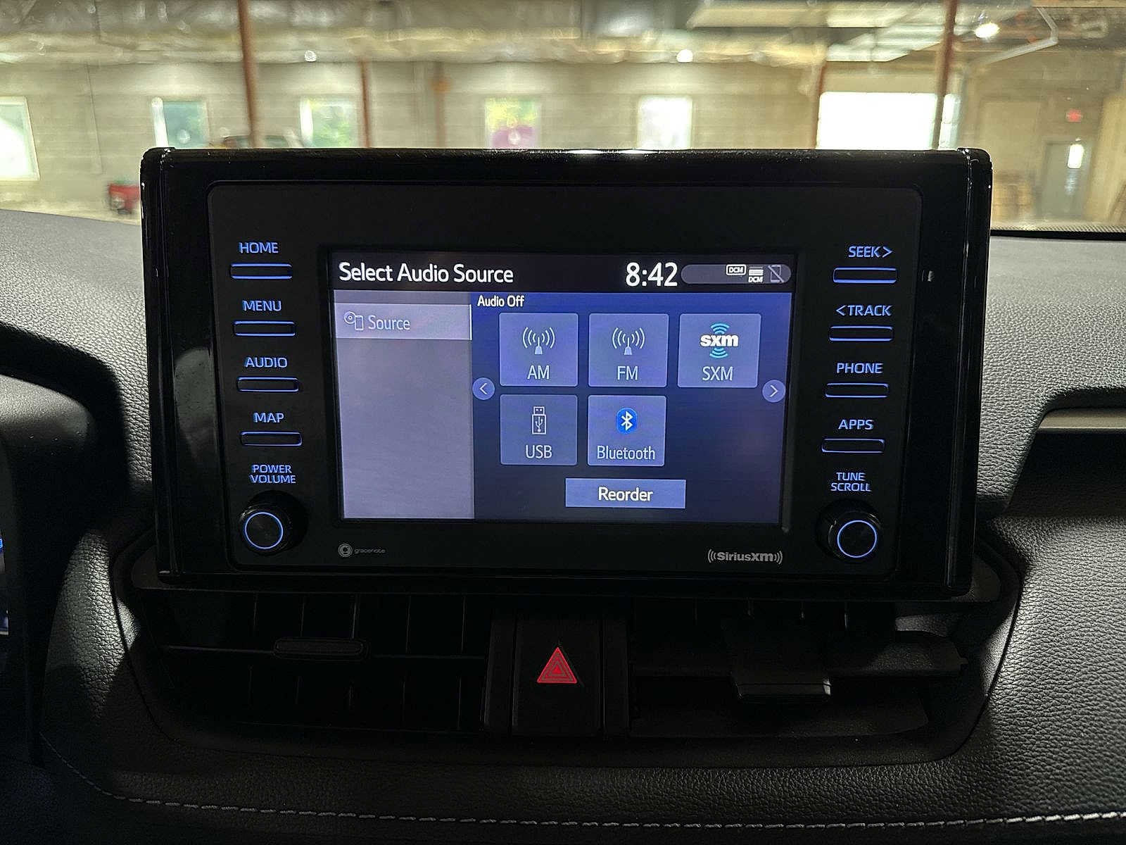 Thumbnail: 2021 Toyota RAV4 - 20