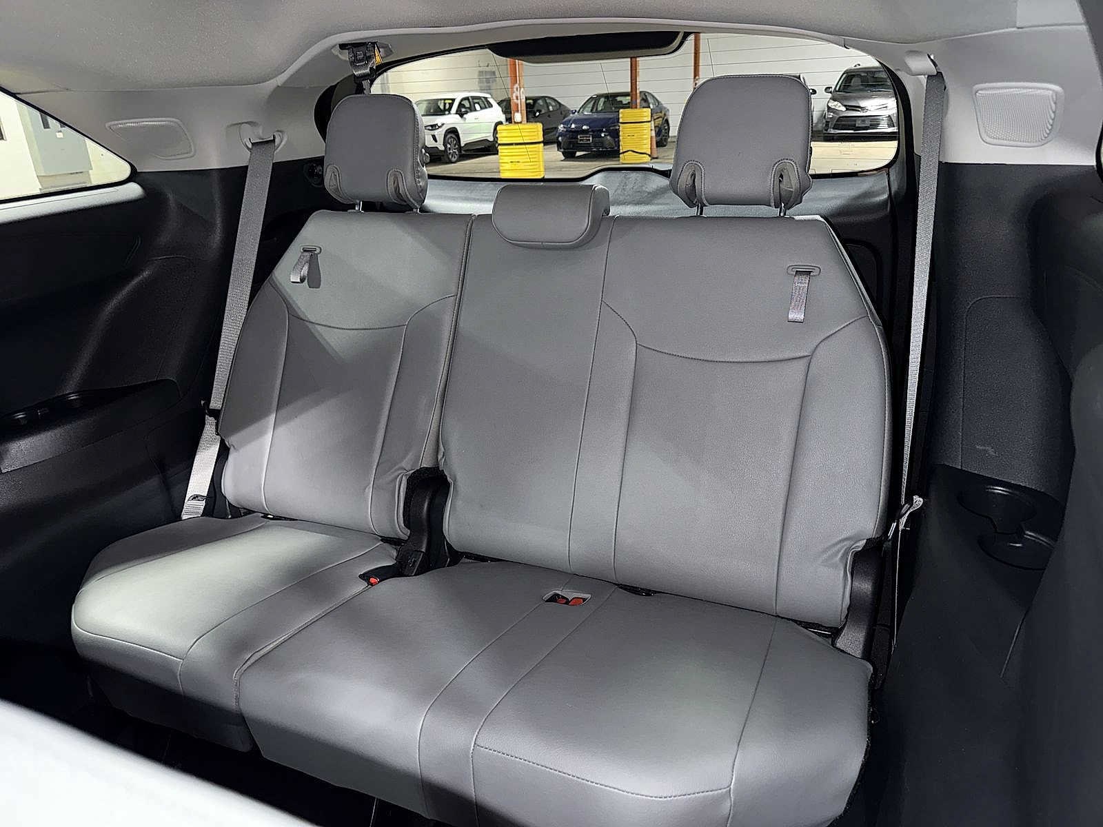 Thumbnail: 2025 Toyota Sienna - 17