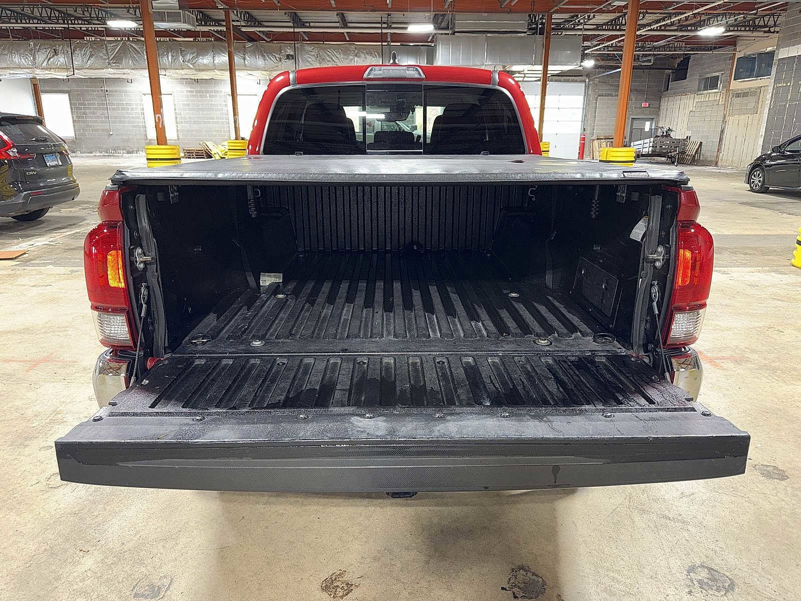 Thumbnail: 2020 Toyota Tacoma - 11