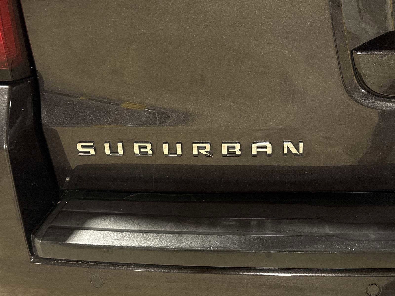 Thumbnail: 2017 Chevrolet Suburban - 28