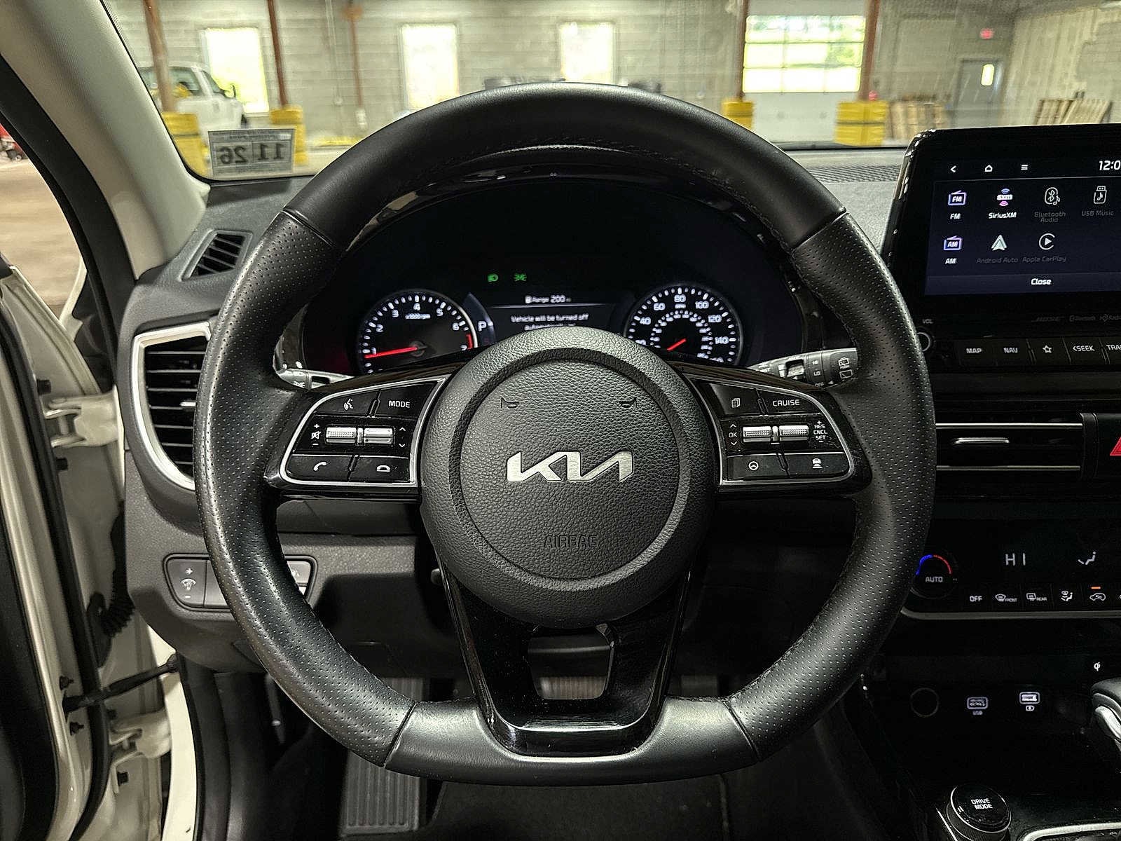 Thumbnail: 2022 Kia Seltos - 18