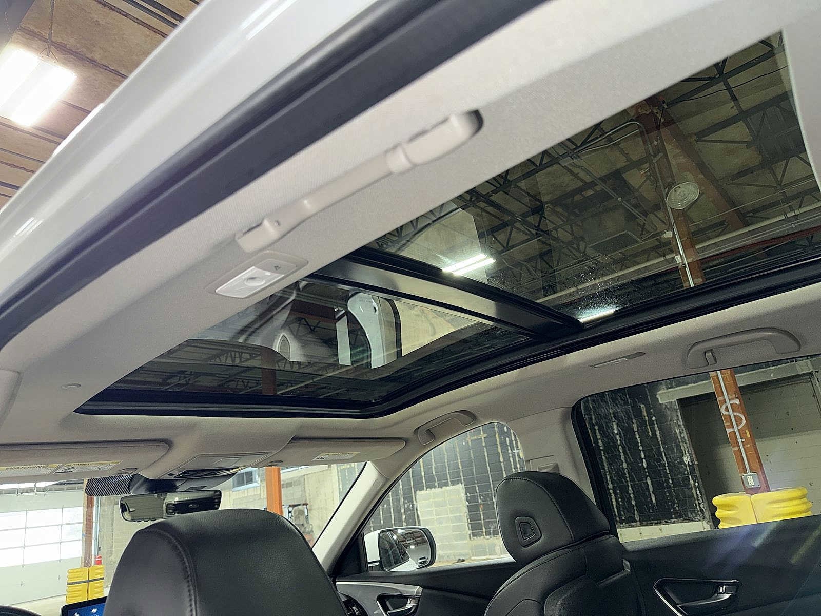 Thumbnail: 2021 Acura RDX - 25