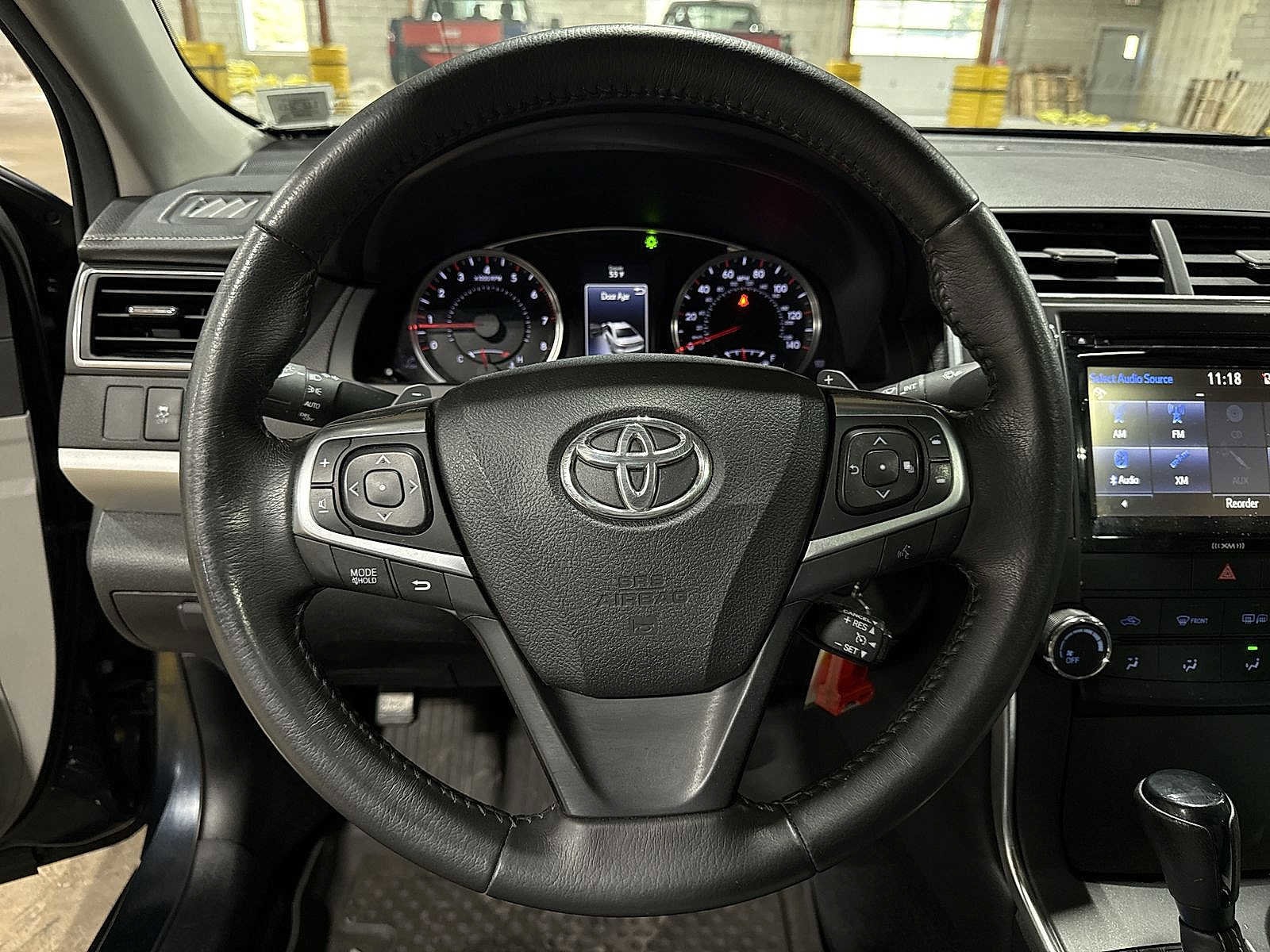 Thumbnail: 2017 Toyota Camry - 18