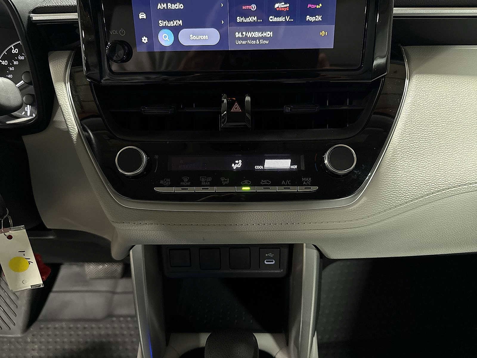 Thumbnail: 2024 Toyota Corolla Cross - 21