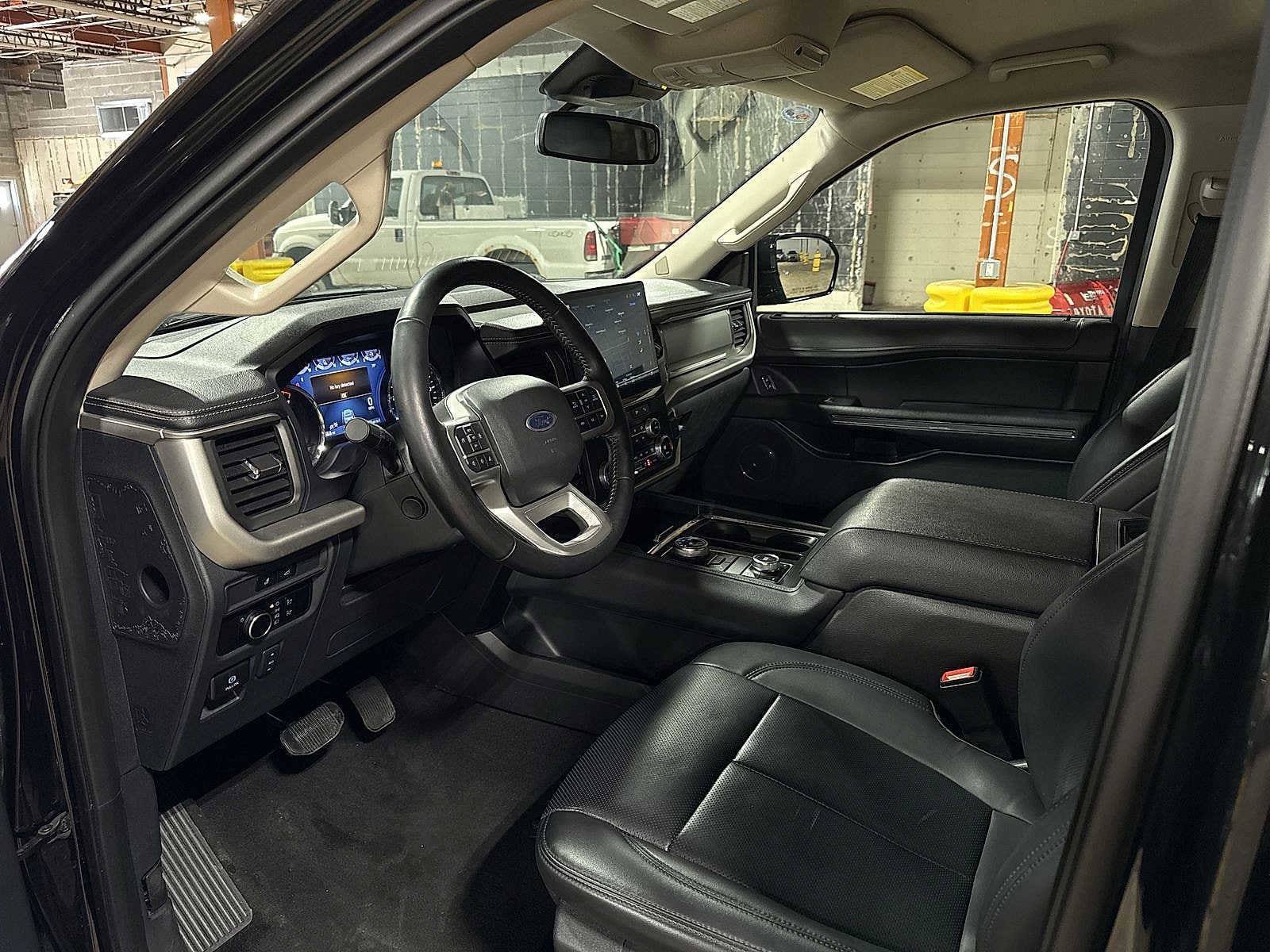 Thumbnail: 2024 Ford Expedition - 30