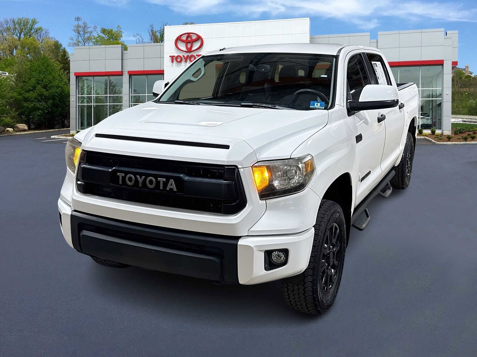 Thumbnail: 2016 Toyota Tundra - 1