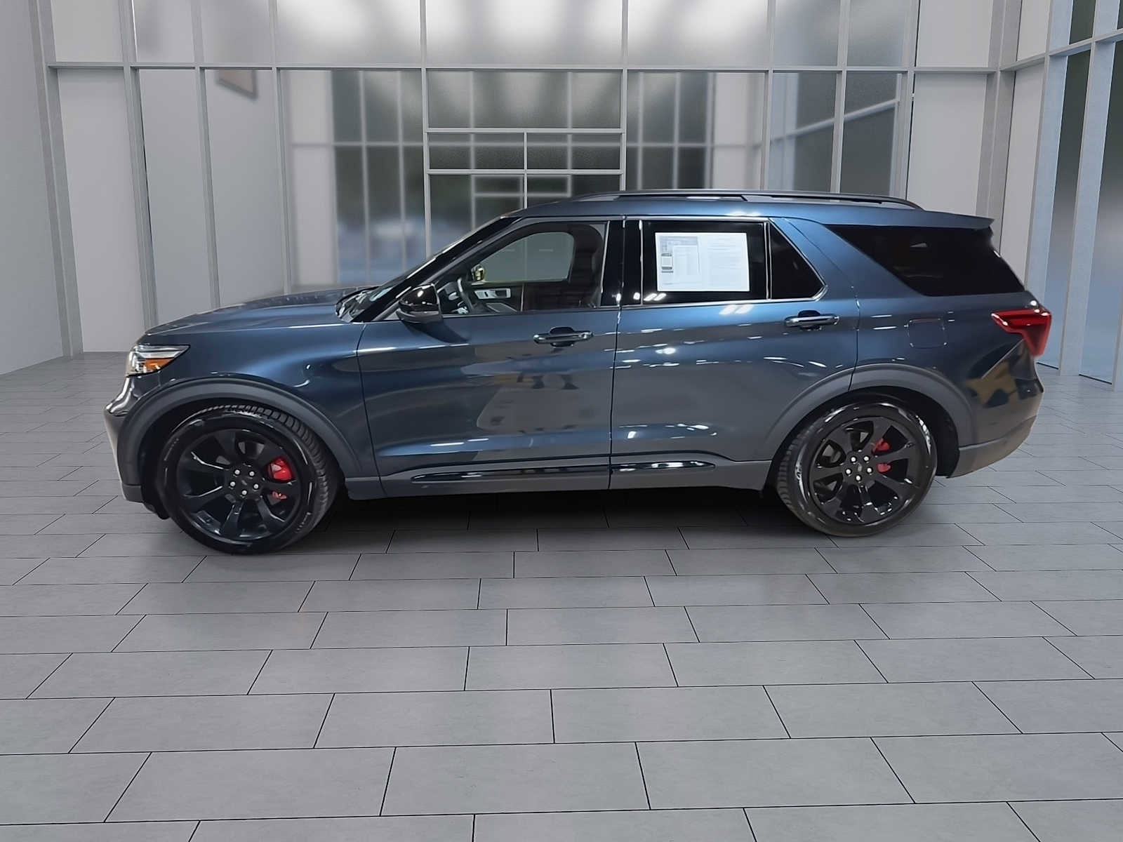 Thumbnail: 2022 Ford Explorer - 5