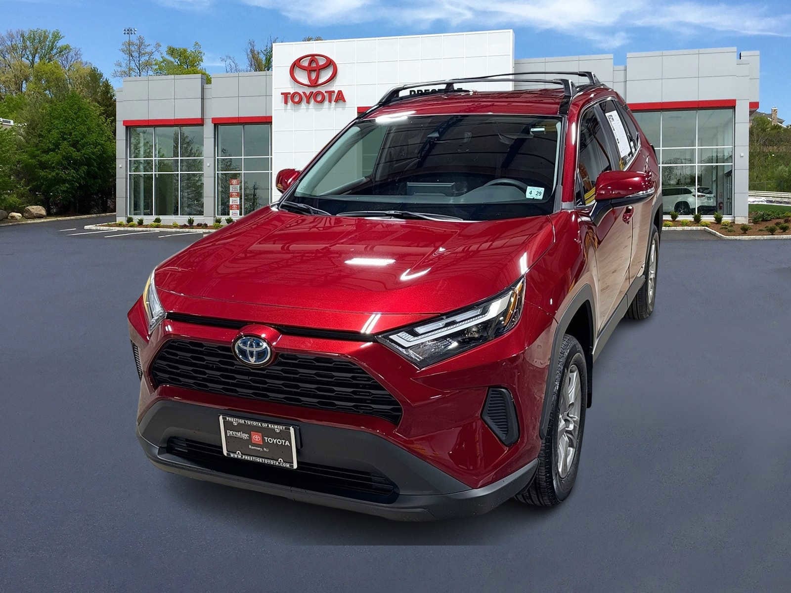 Thumbnail: 2024 Toyota RAV4 - 1