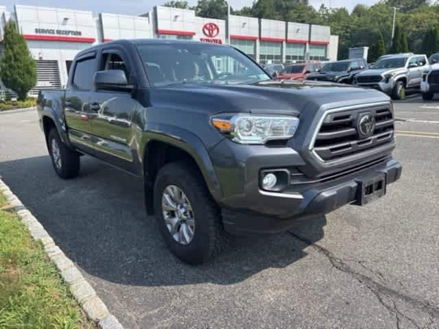 Thumbnail: 2019 Toyota Tacoma - 3