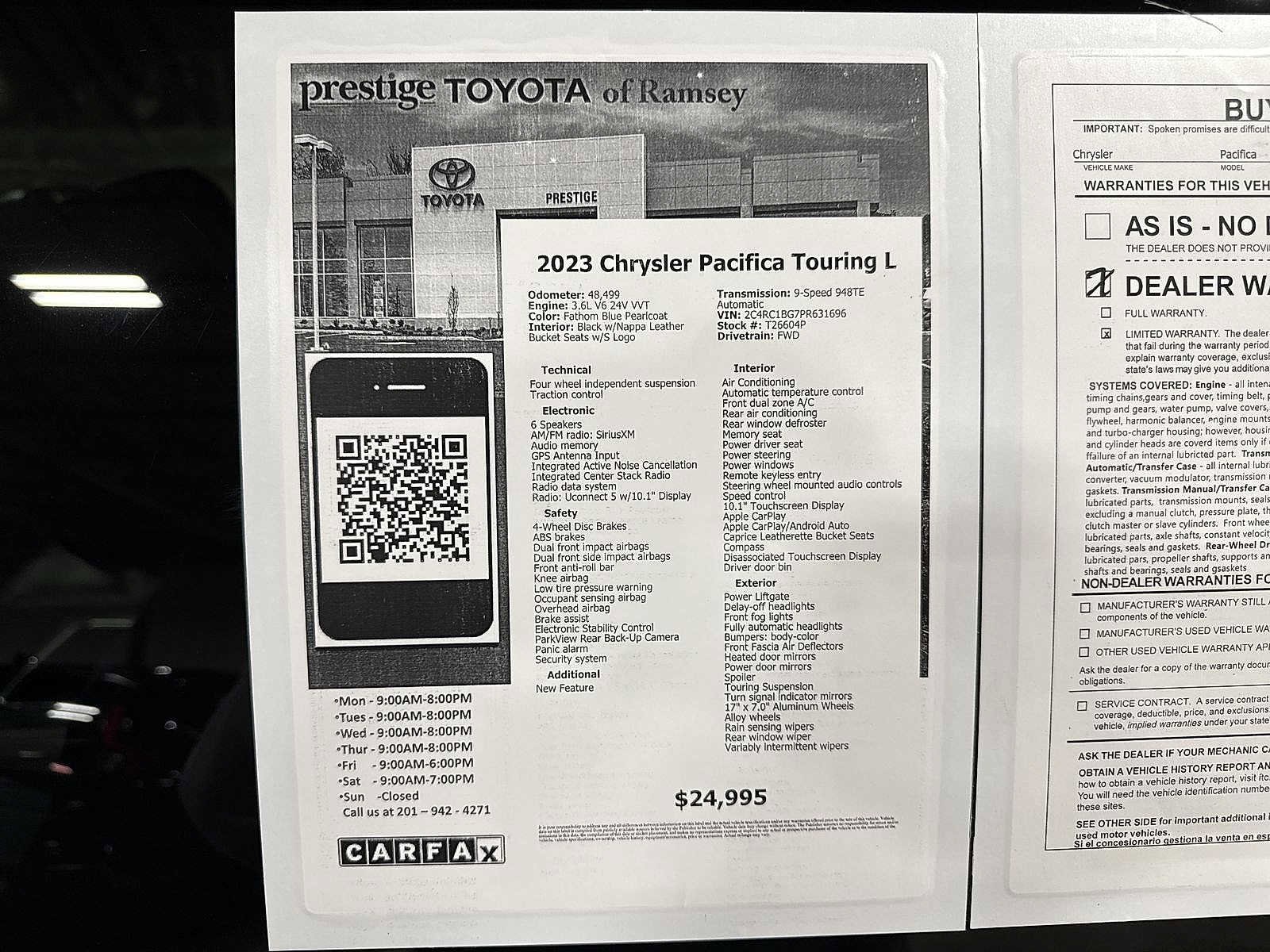 Thumbnail: 2023 Chrysler Pacifica - 13