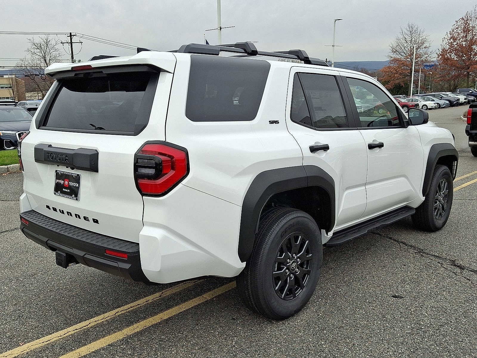 Thumbnail: 2025 Toyota 4Runner - 12
