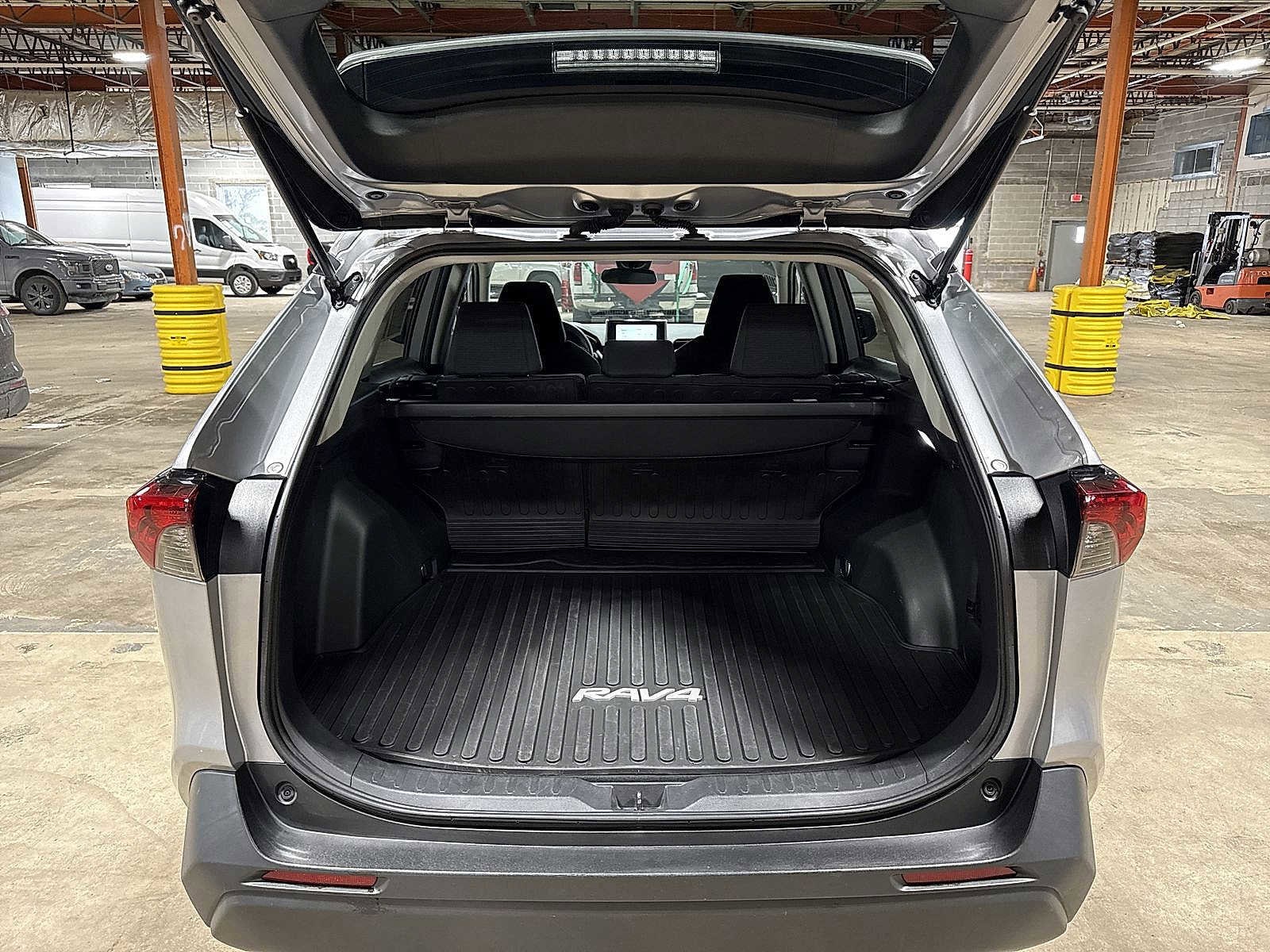 Thumbnail: 2023 Toyota RAV4 - 11