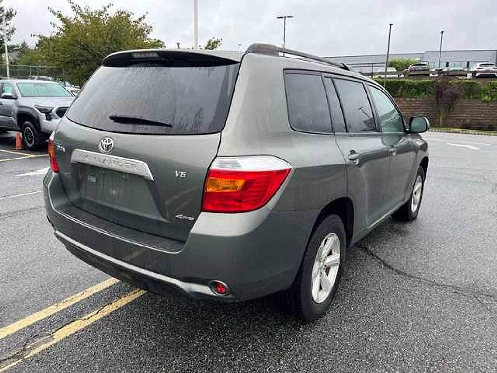Thumbnail: 2009 Toyota Highlander - 7