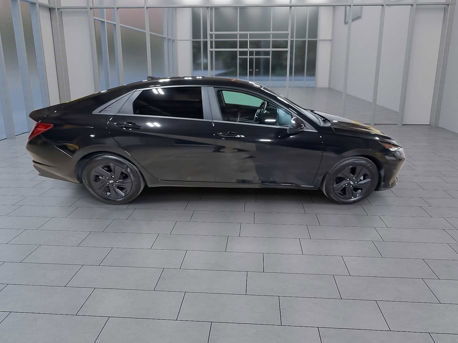 Thumbnail: 2022 Hyundai Elantra - 9