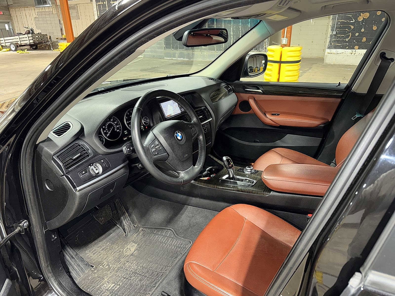 Thumbnail: 2012 BMW X3 - 30