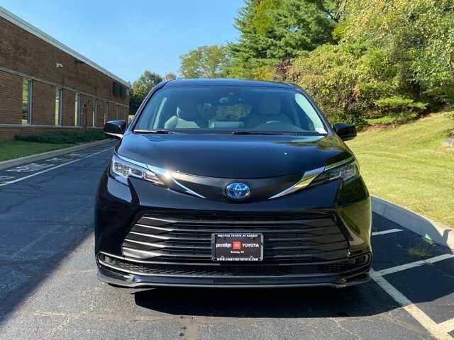 Certified 2021 Toyota Sienna LE with VIN 5TDKRKEC9MS033093 for sale in Ramsey, NJ