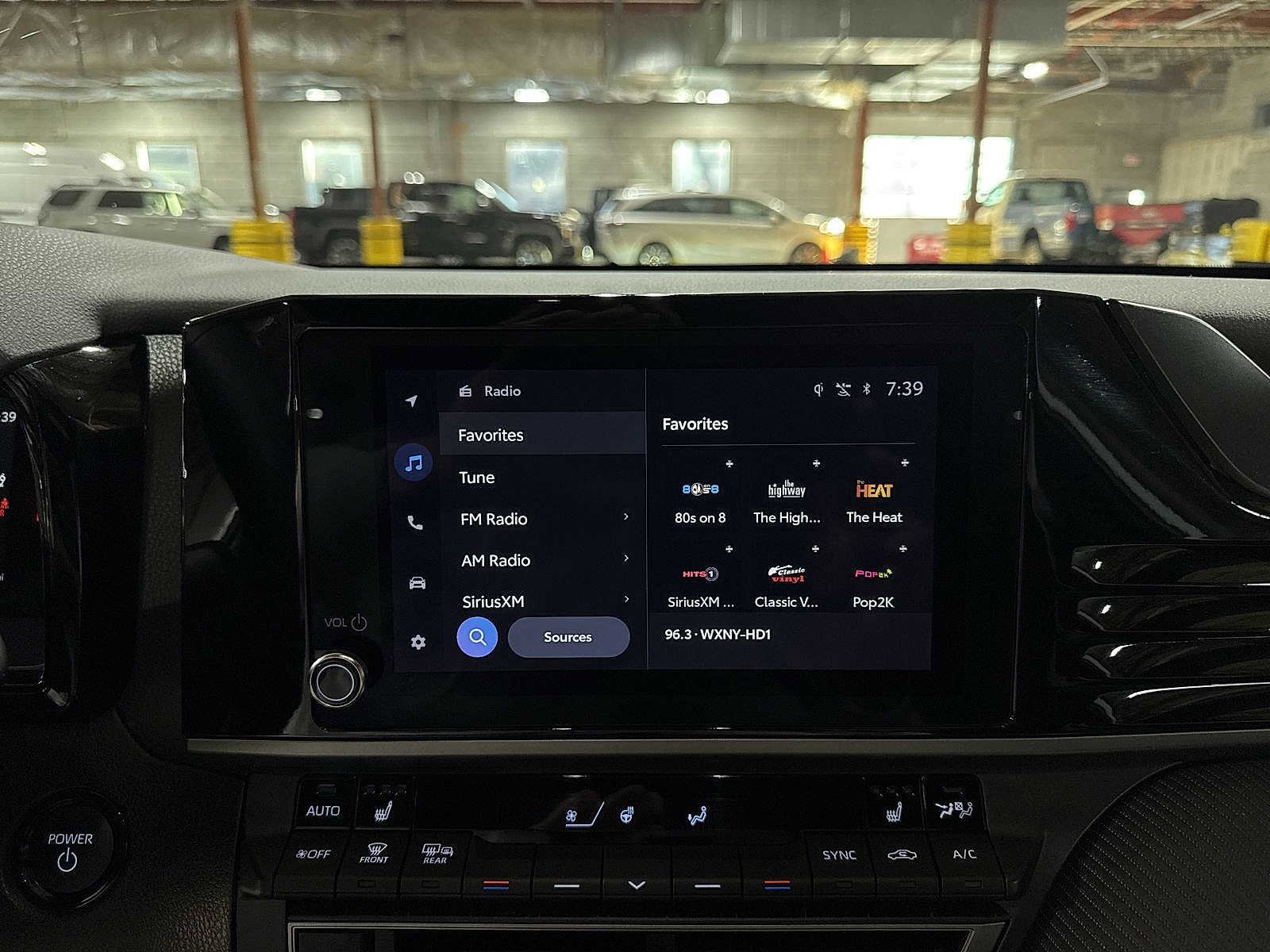 Thumbnail: 2025 Toyota Camry - 20